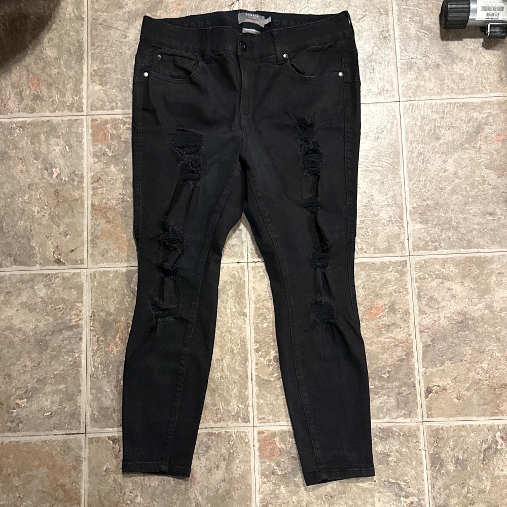 Torrid Bombshell Skinny Ripped Jean